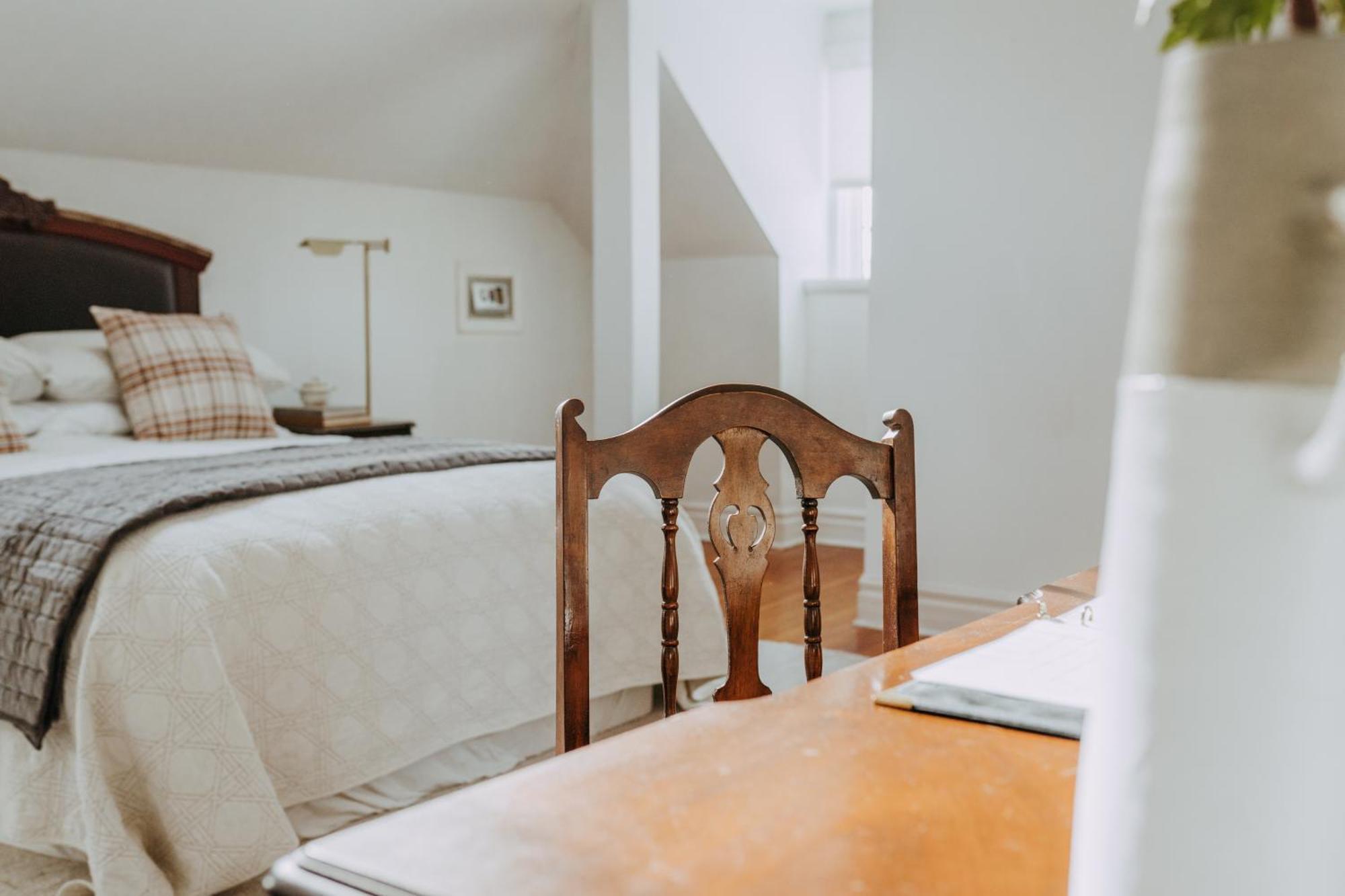 No. 5 East Bed and Breakfast Winnipeg Exteriör bild