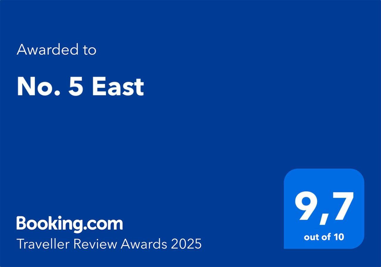 No. 5 East Bed and Breakfast Winnipeg Exteriör bild