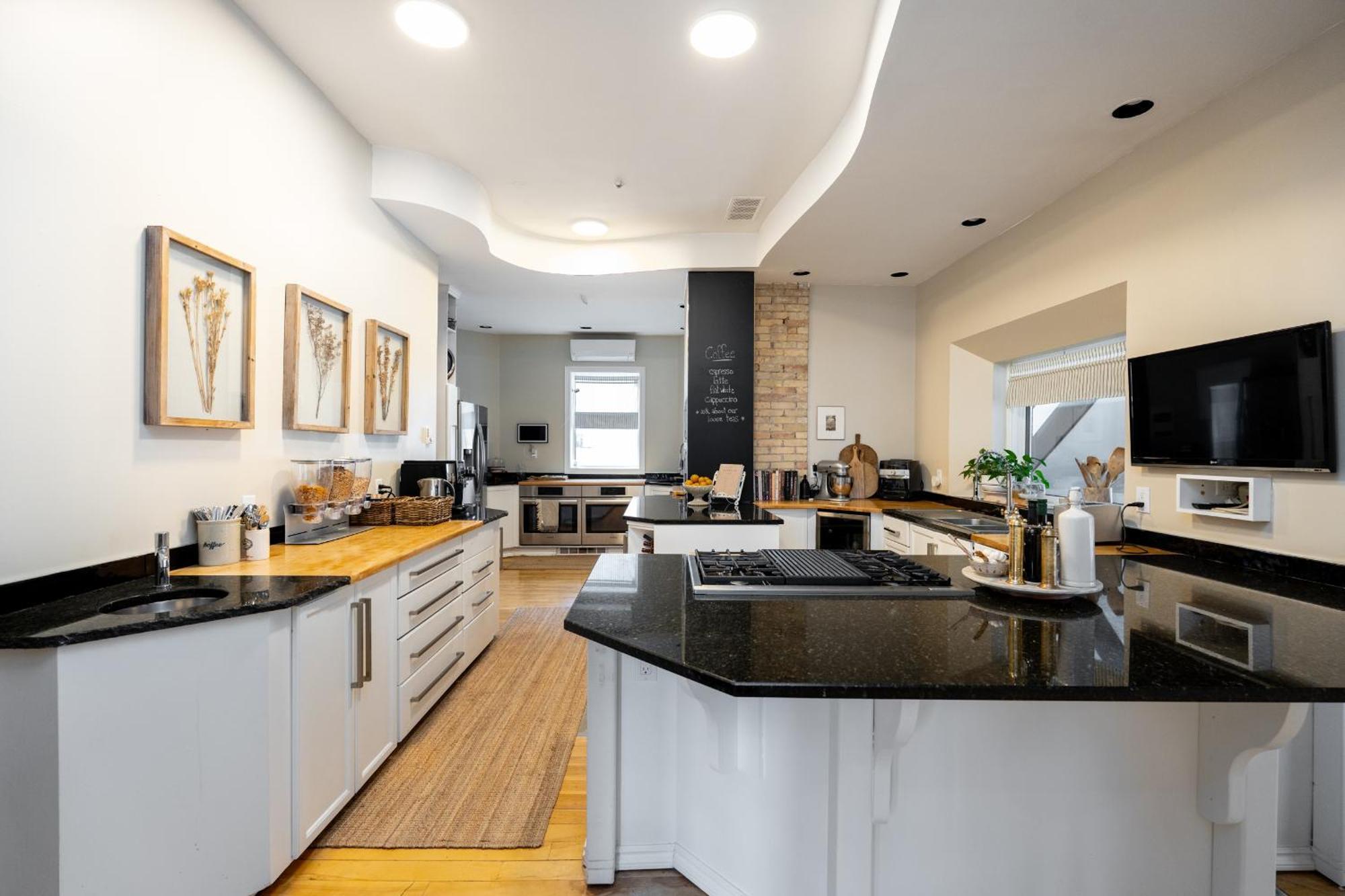 No. 5 East Bed and Breakfast Winnipeg Exteriör bild
