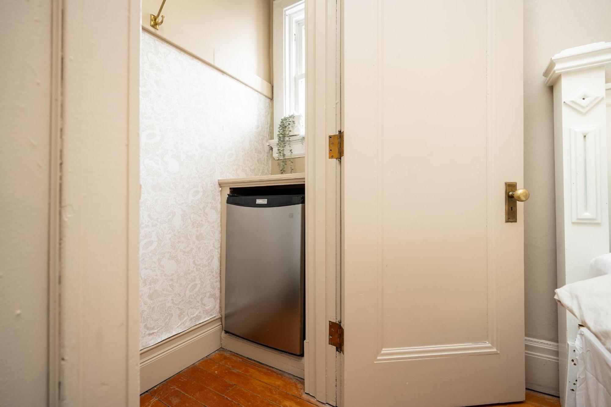 No. 5 East Bed and Breakfast Winnipeg Exteriör bild