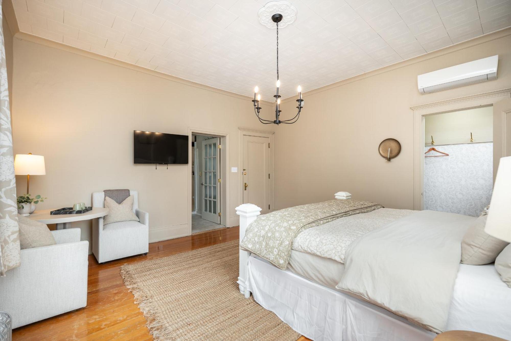 No. 5 East Bed and Breakfast Winnipeg Exteriör bild
